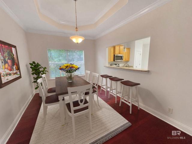 10215 Hunters Trace
