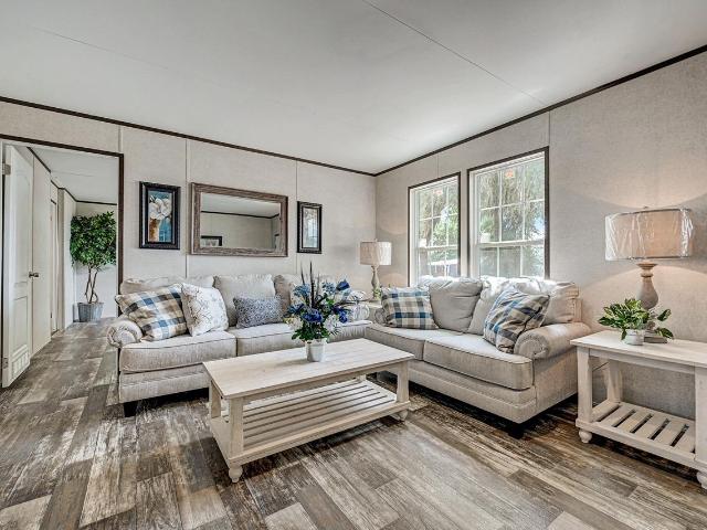 1021 Mustang Crossing Drive