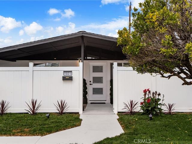 1021 N Laguna Street