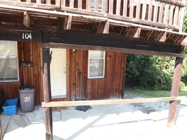 102/1 th St