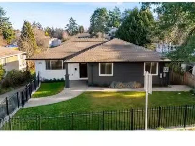 1021 Tillicum Rd, Esquimalt, BC, V9A 2A2 house for sale Lis.