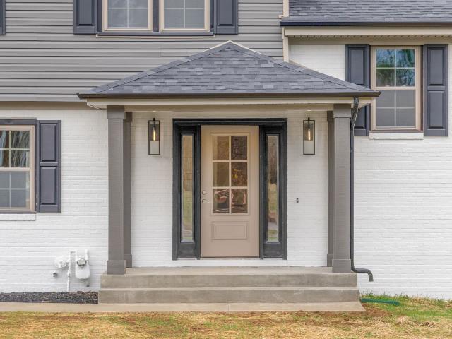 1022 Great Oaks Dr