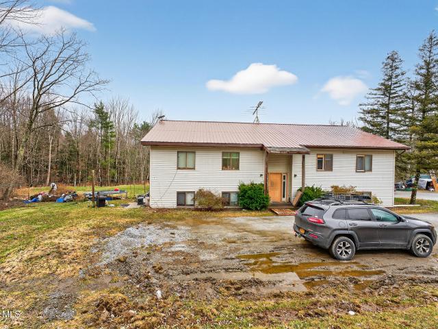 1022 State Route 43