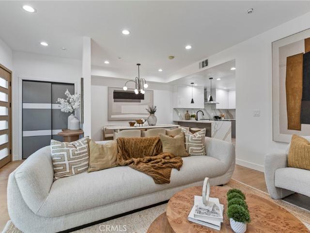 1022 W 223rd Street 6