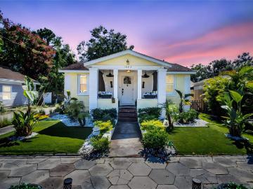 1022 10th Ave N, St. Petersburg, FL 33705 | MLS #TB8437