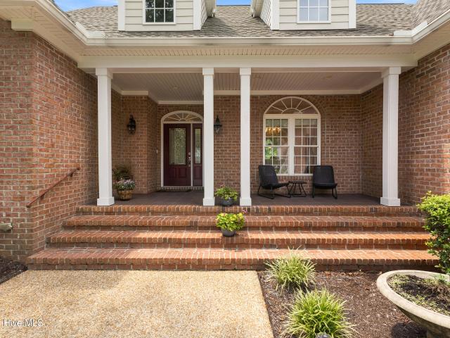 10233 Mariners Cove Court
