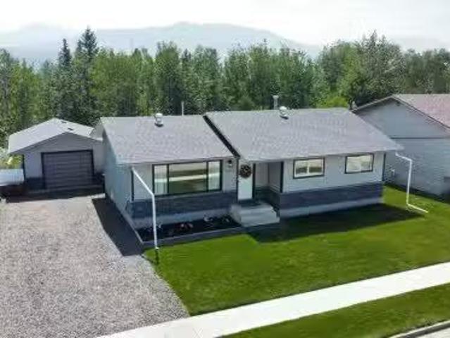 10237 97 Ave, Grande Cache, AB, T0E 0Y0 house for sale List.