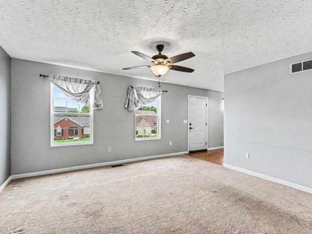 1023 Meadowbrook Court