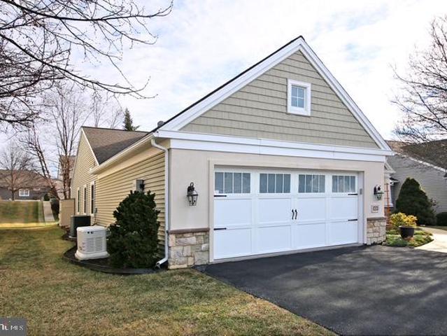 1023 Alden Way