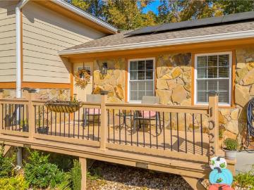 1023 Hickory Nut Lane