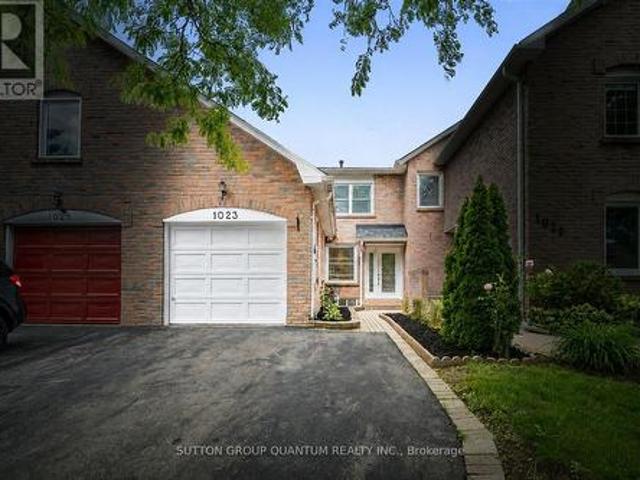 1023 Runnymead Crescent, Oakville, ON, L6M 1C5 house for sale | Listing ID W13459 | Royal LePage