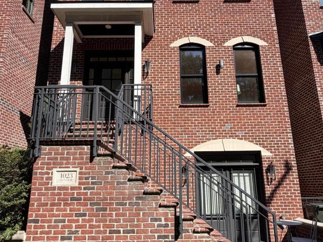1023 S Duke Street
