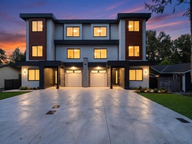 102 13 Crestview Drive, Surrey, BC, V3R 6V3 Luxury Duplex for sale | Listing ID R3174 | Royal LePage Carriage Trade Luxury Properties