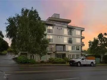 #102 1405 Esquimalt Rd, Esquimalt, BC, V9A 0A4 house for sal.