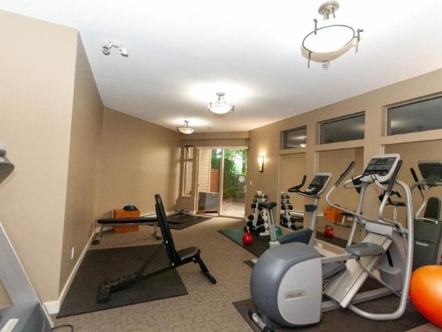 102 1633 Mackay, North Vancouver