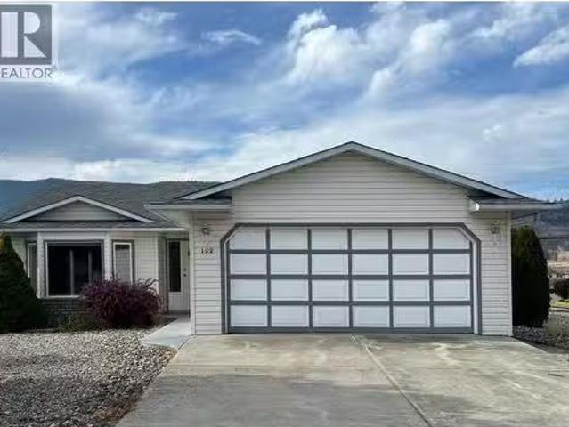 102 1St Street, Vernon, BC, V1H 1Z1 house for sale Listing.