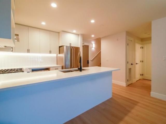 102 22 Dewdney Trunk Road, Maple Ridge, BC, V2X 3J1 townhouse for sale | Listing ID R3086 | Royal LePage
