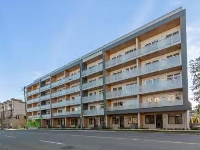 102 32110 Hillcrest Avenue, Abbotsford, BC, V2T 1S4 lease fo.
