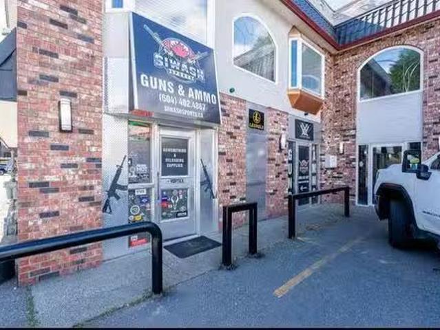 102 45928 Hocking AvenueChilliwack Proper South, Chilliwack, B.