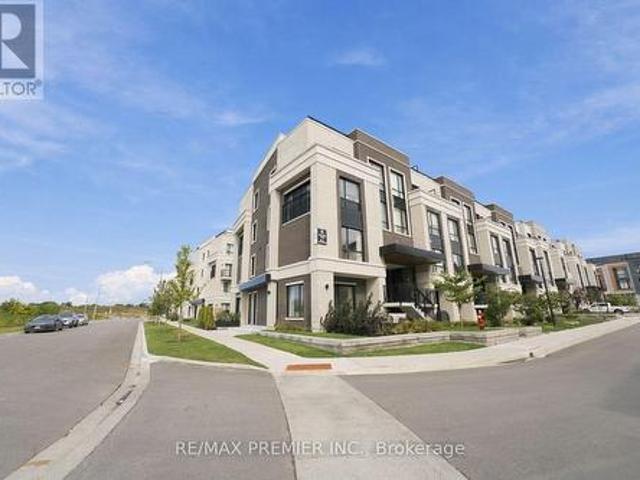102 8 Walder Lane, Richmond Hill, ON, L4S 0P7 townhouse for sale | Listing ID N13861 | Royal LePage