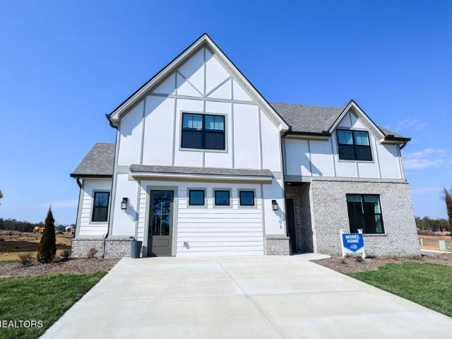 102 Clover Circle