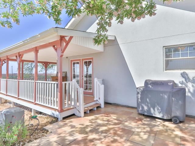 102 Crestview Road