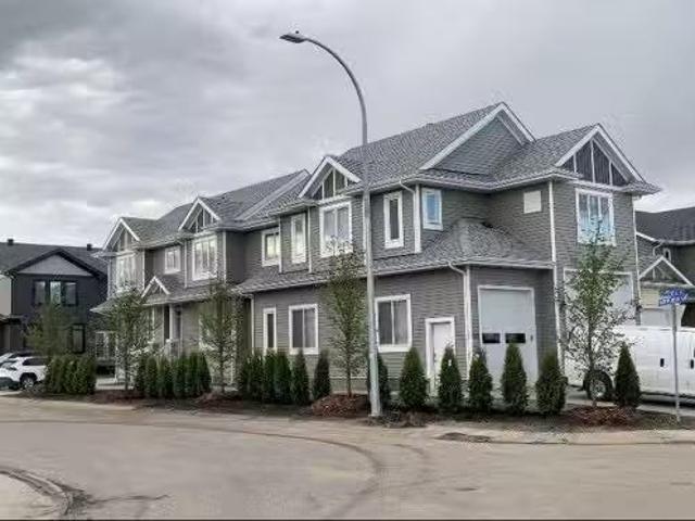 102 Aspenhill Drive, Fort Mcmurray, AB, T9J 1E1 house for sa.