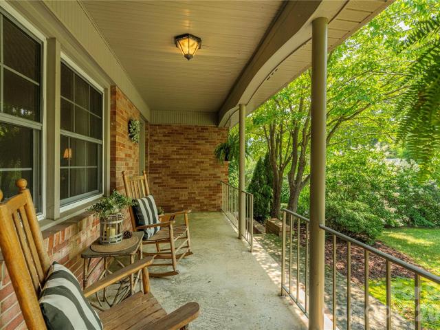 102 Azalea Drive