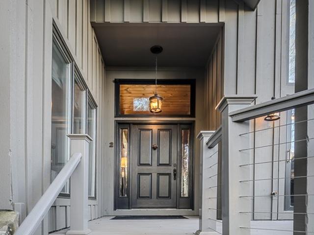102 Branlaire Drive 2