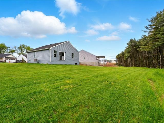 102 Bristlecone Ct