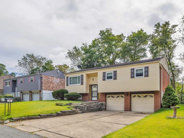 102 Bucknell Dr