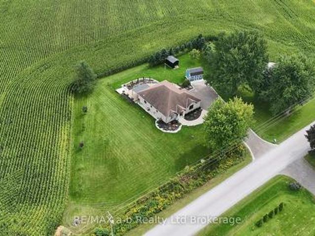 102 Goshen Road, Norfolk, ON, N4G 4G7 house for sale | Listing ID X13790 | Royal LePage