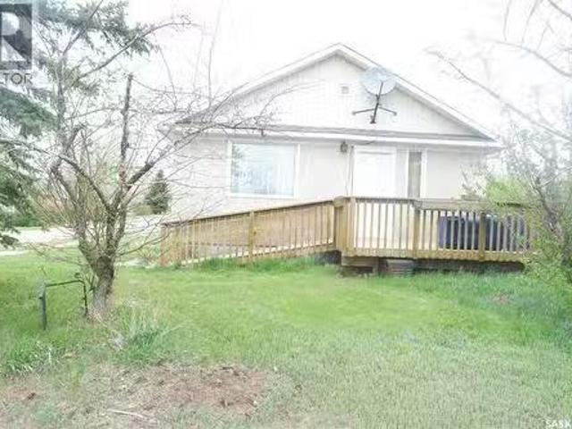 102 Dominion Avenue, Kincaid, SK, S0H 2J0 house for sale Li.