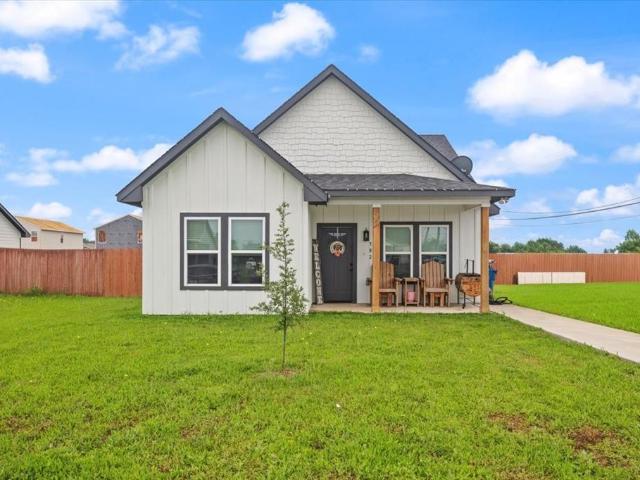 102 Don Ln, Itasca, TX 76055 | MLS #21252