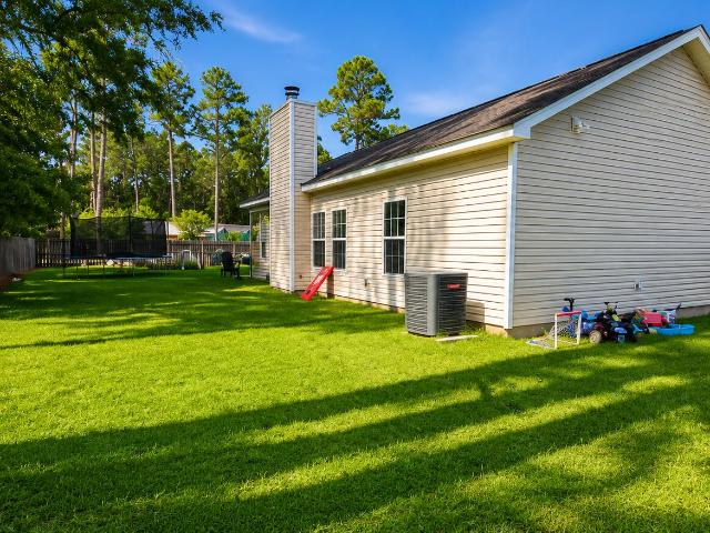 102 Dahlia Street