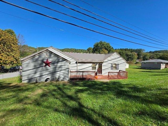 102 Deck St, Beckley, WV 25880