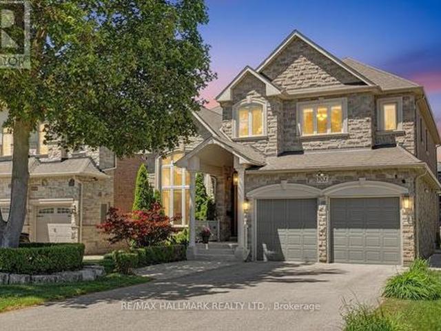 102 Duncan Road, Richmond Hill, ON, L4C 6J7 house for sale | Listing ID N13422 | Royal LePage