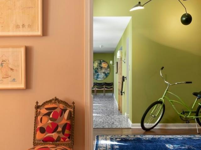 102 E 45th Street