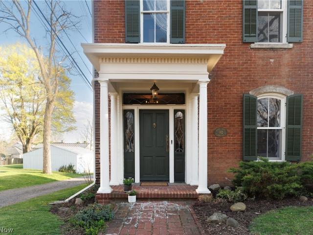 102 E Lamartine Street