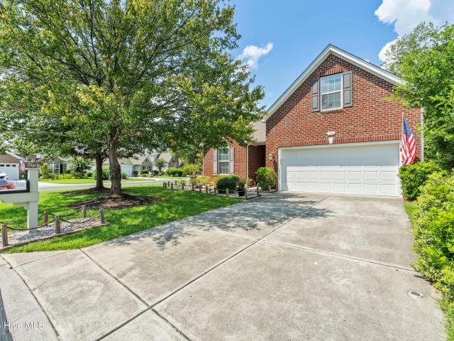 102 Farmers Rest Court