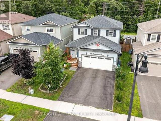 102 Fieldstream Chase, Bracebridge, ON, P1L 0A7 house for sale | Listing ID X13598 | Royal LePage