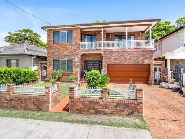 102 Francis Avenue, Brighton Le Sands House for rent Listed b.