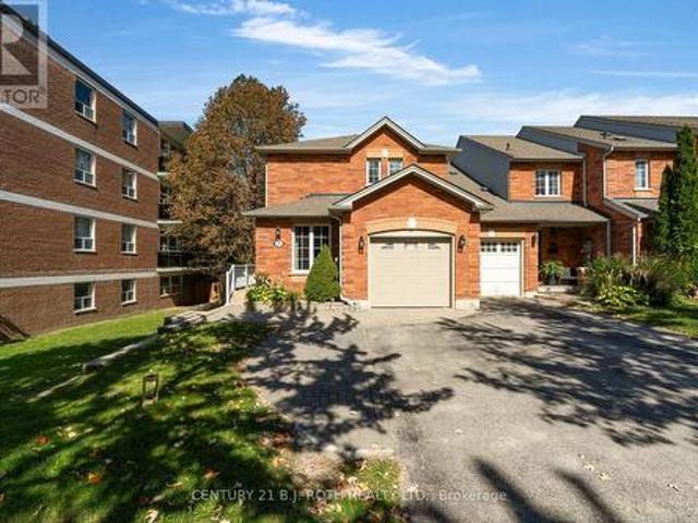 102 Holgate Street, Barrie, ON, L4N 2T9 house for sale | Listing ID S13822 | Royal LePage