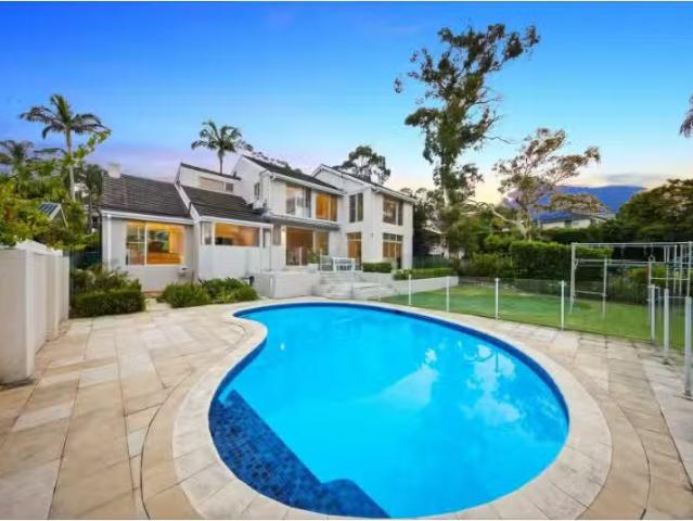 102 Haigh Avenue, Belrose House for rent Listed by Anthony Za.