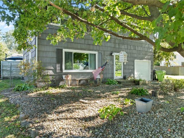 102 Harding Avenue