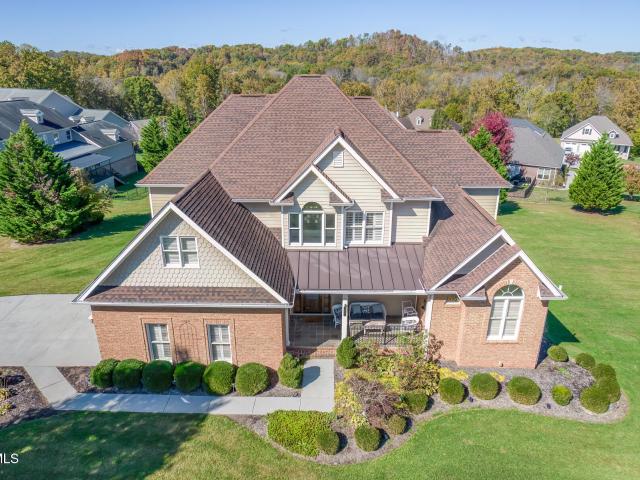 102 Oak View Circle