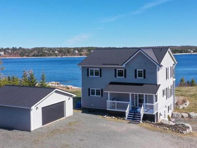 102 Oceantide Lane, West Pennant, NS, B3V 0E9 house for sale | Listing ID 202609 | Royal LePage