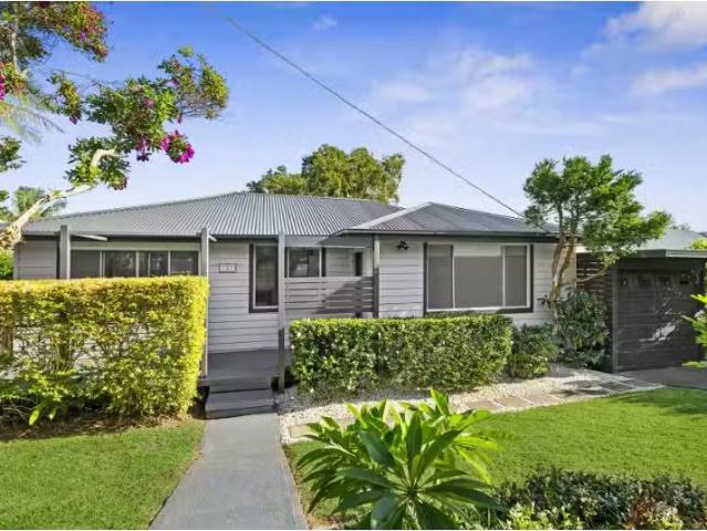 102 Lowanna Avenue, Forresters Beach House for rent Listed by.