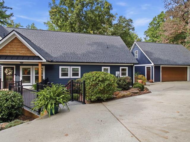 102 Lockwood Avenue