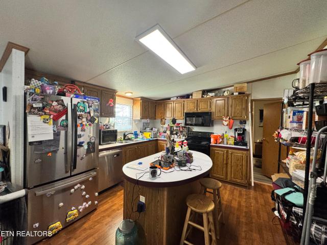 102 Loggers Lane